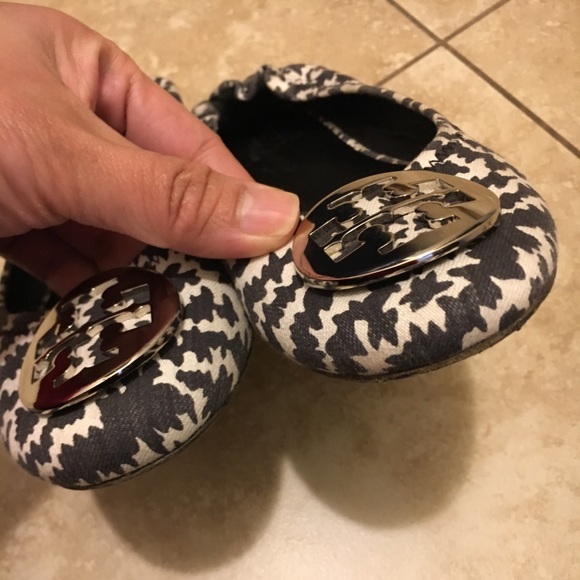 Tory Burch Shoes - Picture 2 of 4